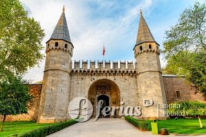 Brama Pozdrowienia w Pałacu Topkapi, Stambuł