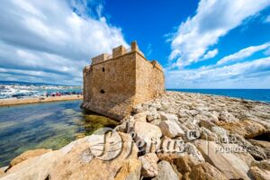 Fort w porcie w Pafos. Cypr