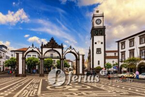 Portas da Cidade , symbol miasta Ponta Delgada, Azory, Portugalia