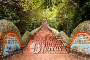 Schody świątyni Doi Suthep, Chiang Mia, Tajlandia.